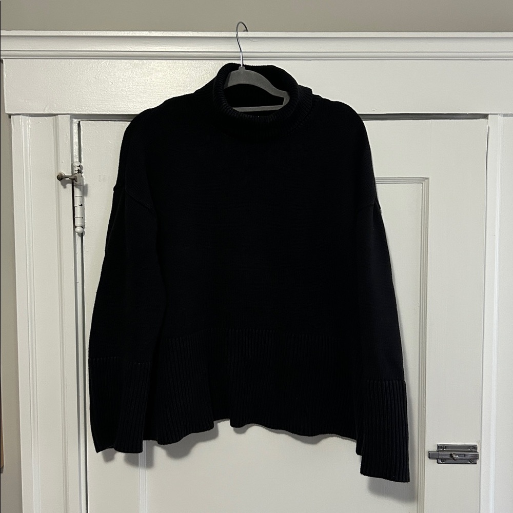 GAP Classic Black Turtleneck Sweater 100% Cotton
